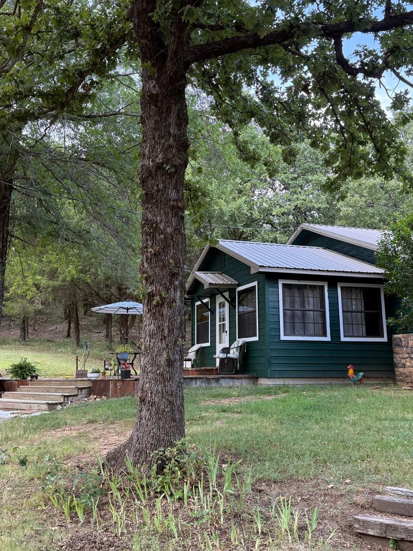 Charming 2BR House in Hartshorne