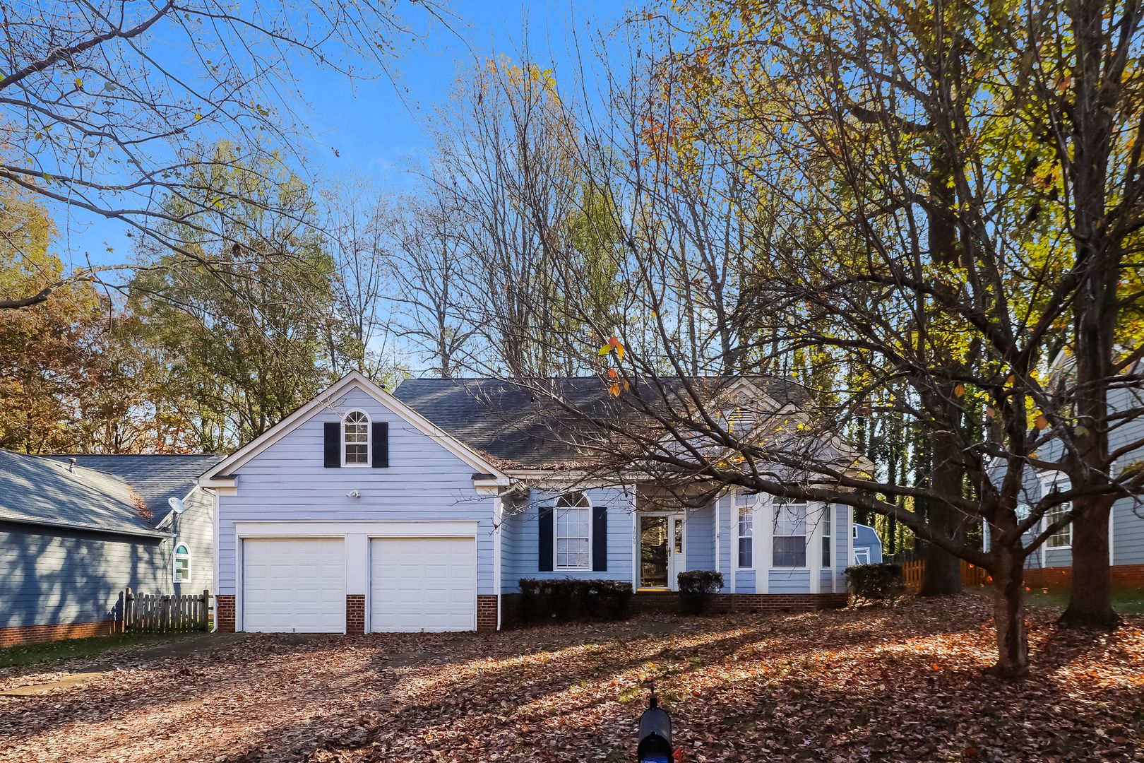 Charlotte House: 3606 Briarthorne Drive