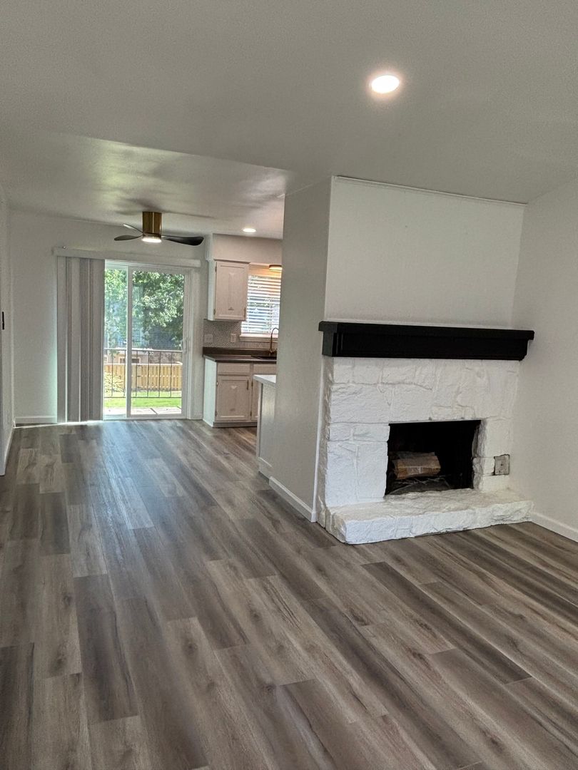 Tulsa Condo: 4406 E 68th St, Unit 472