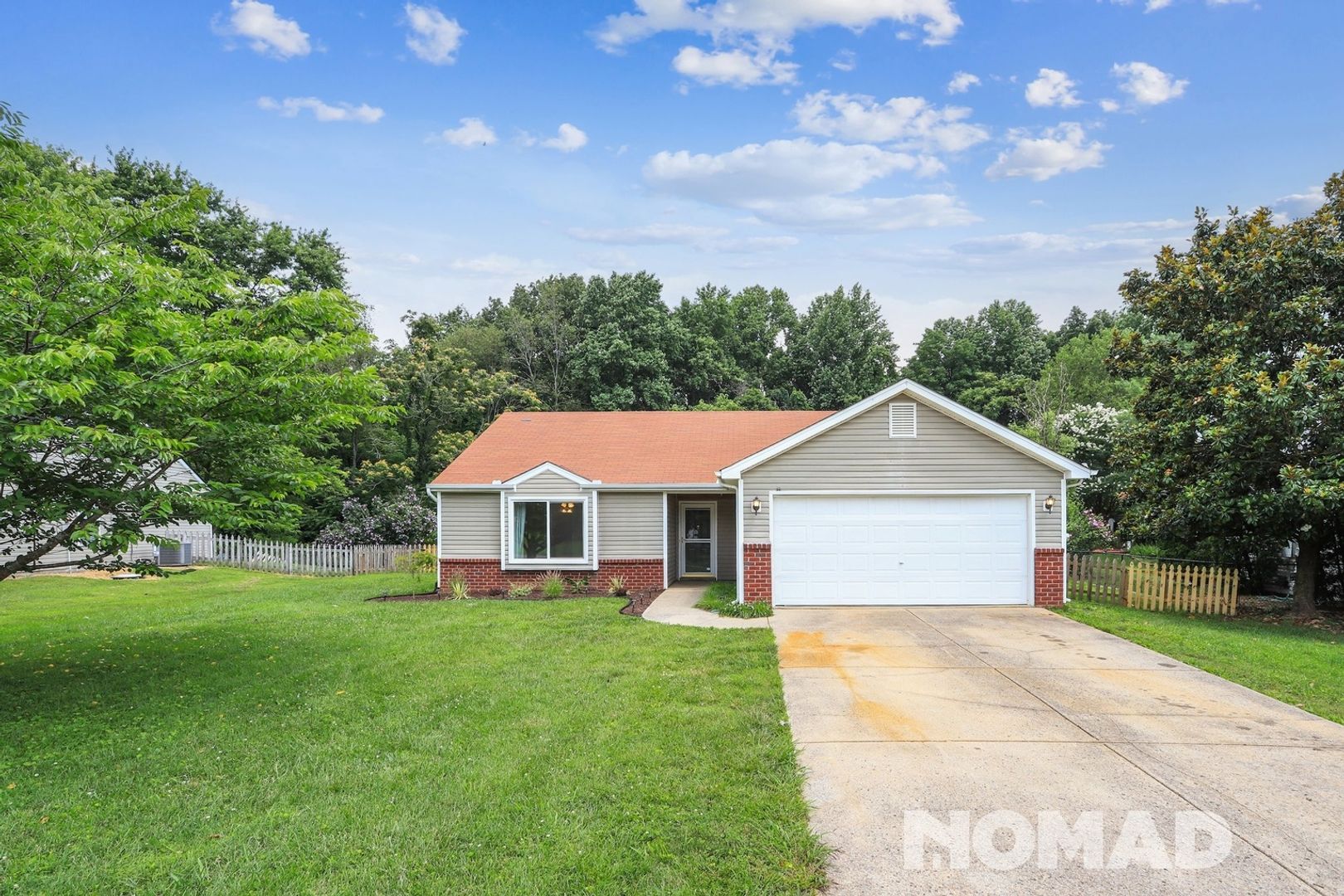 Goodlettsville House: 1015 Chelsea Dr