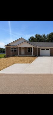 Charming 2BR House in Somerset