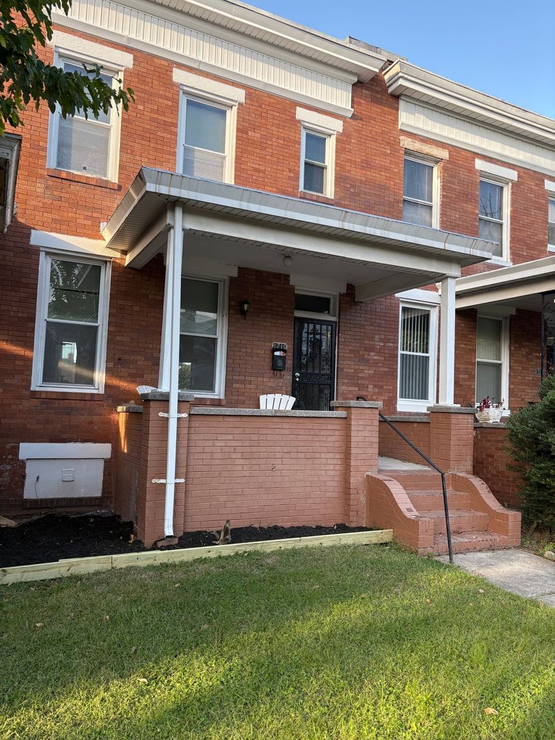Baltimore Townhome: 1710 Th St