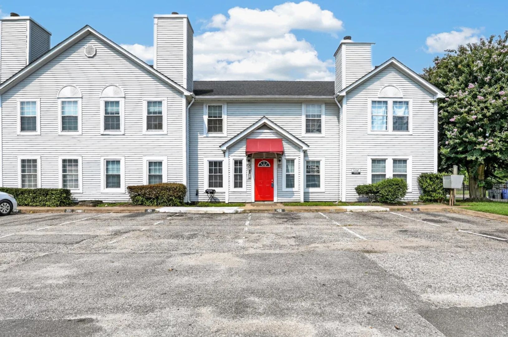 Norfolk Condo: 351 Fort Worth Ave