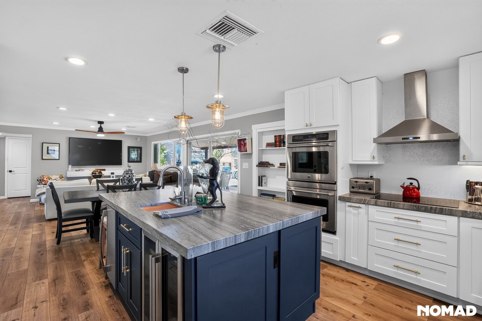 Phoenix House: 10838 N 37th Pl