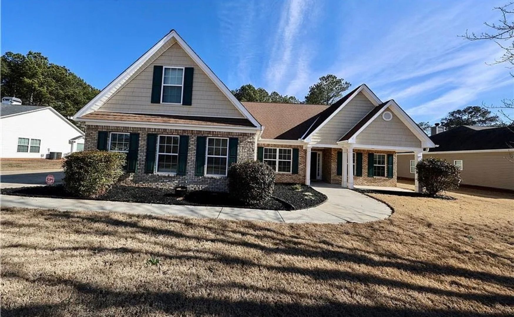 Loganville House: 918 Golden Meadows Ln