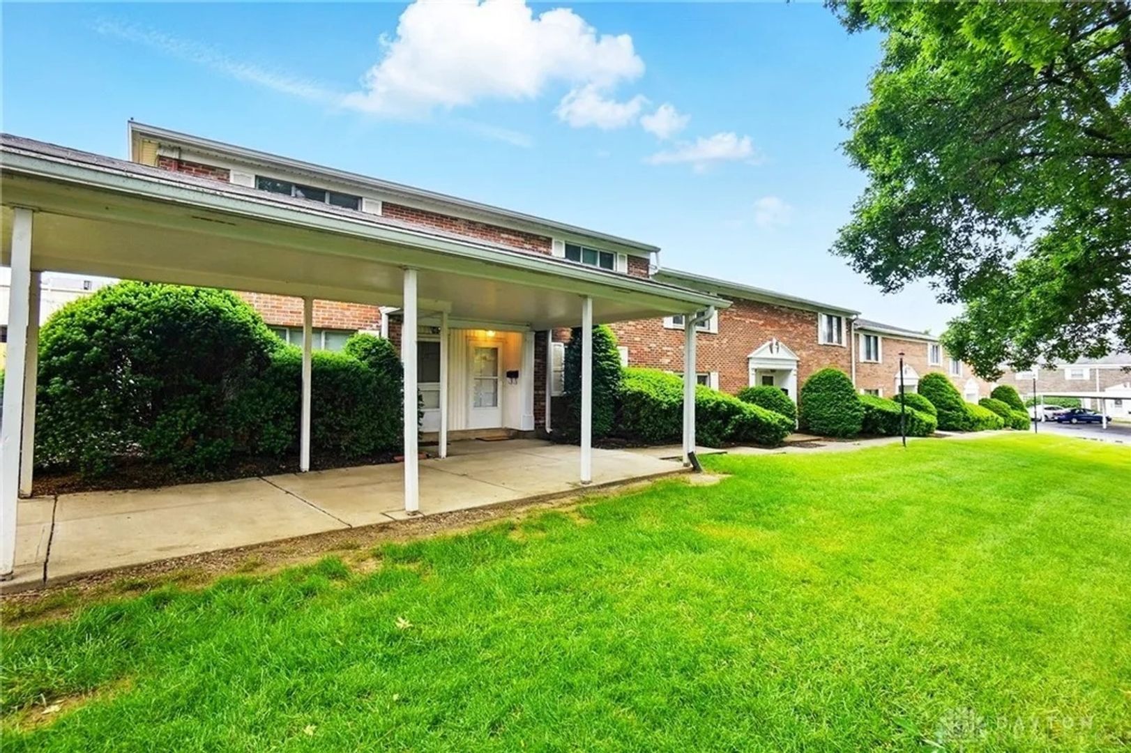 Dayton Condo: 765 Clareridge Ln