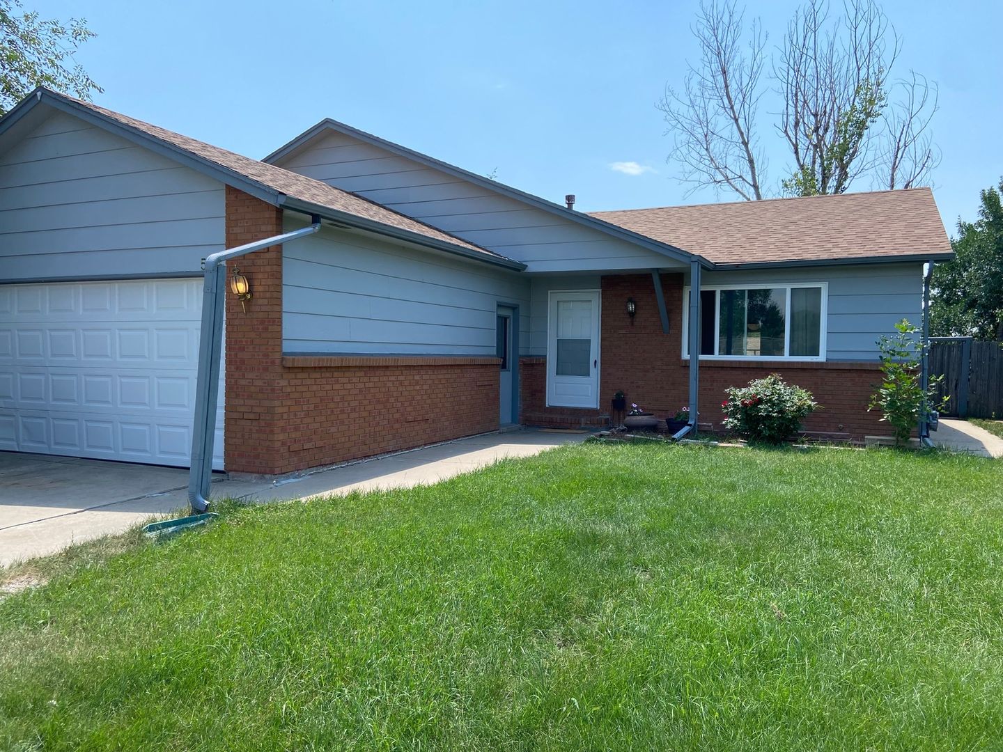 Loveland House: 510 E 42nd St