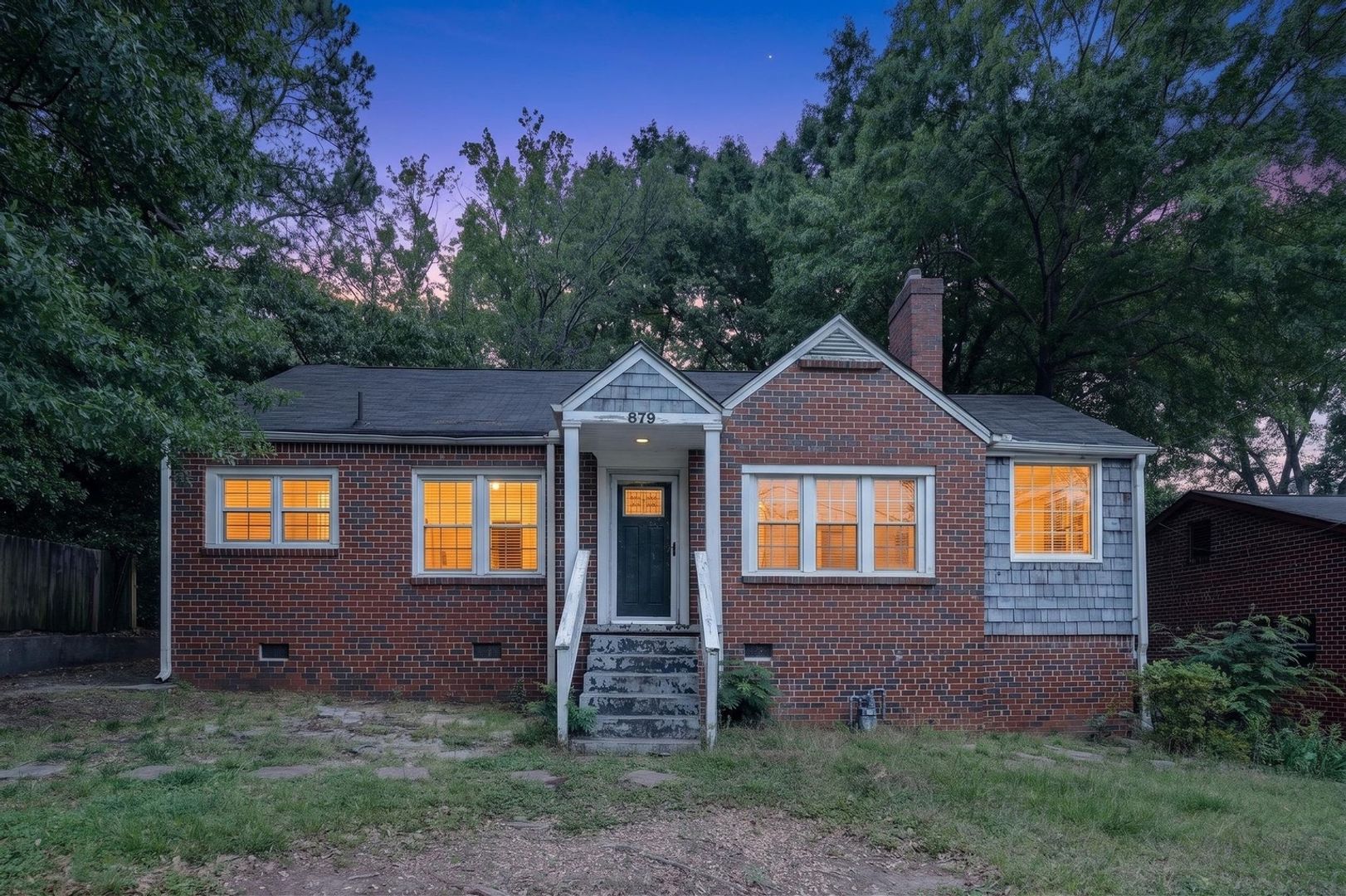 Atlanta House: 879 Sylvan Pl Sw