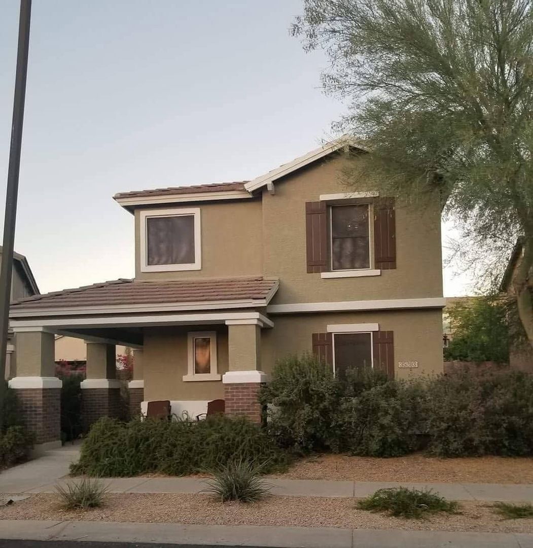 Phoenix House: 35203 N 30th Ln