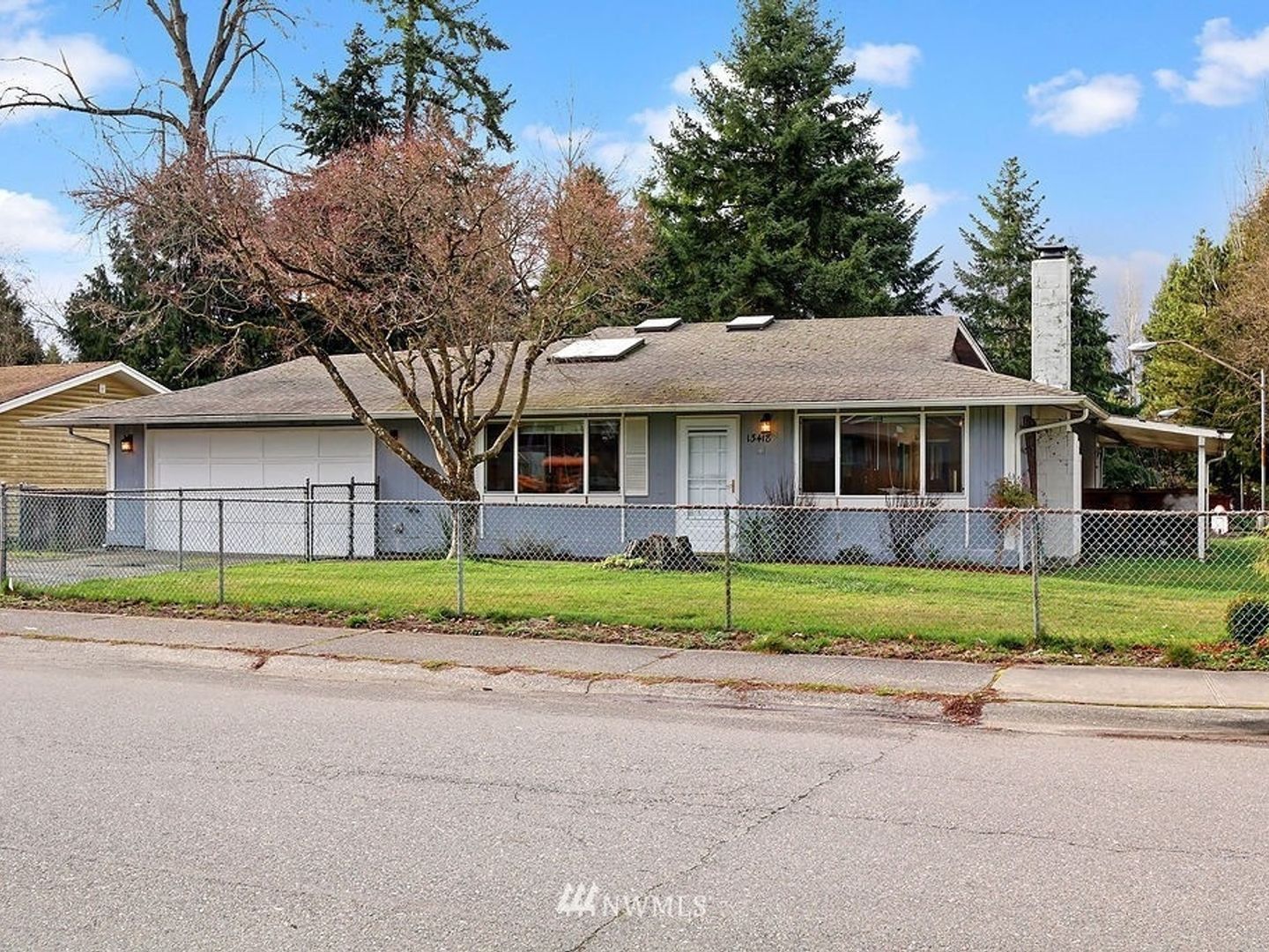 Everett House: 13418 61st Ave Se