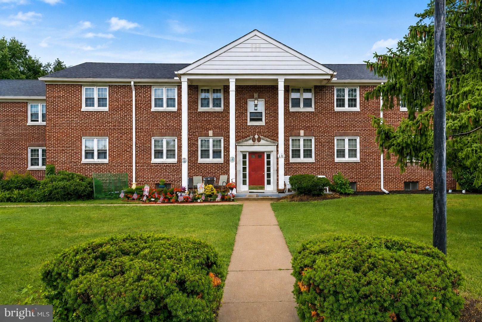 Cherry Hill Condo: 121 Cherry Parke