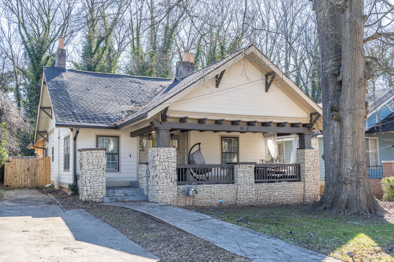 Atlanta House: 1530 Rogers Ave Sw