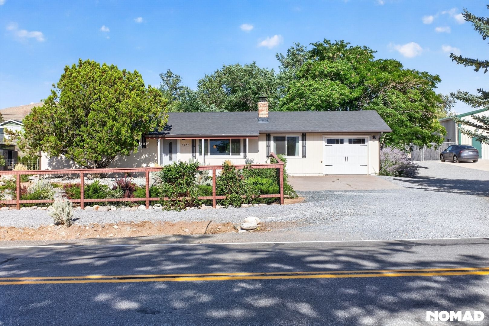 Washoe Valley House: 1250 Eastlake Blvd