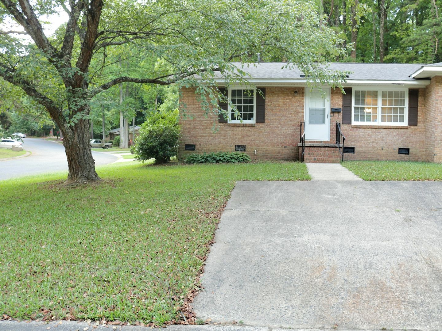Charlotte Condo: 4626 Highlake Dr