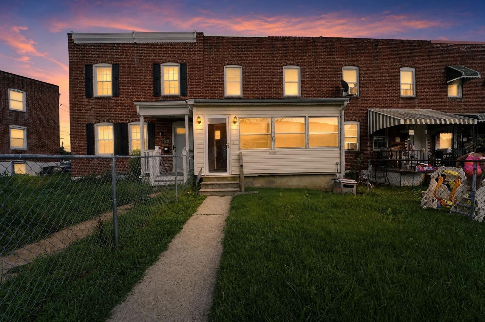 Brooklyn House: 4929 Brookwood Rd
