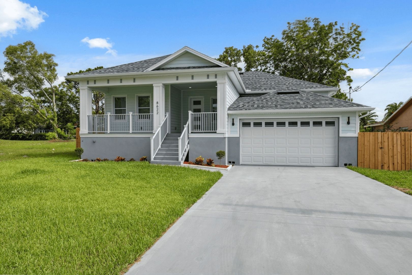 Hudson House: 8622 Inwood Dr