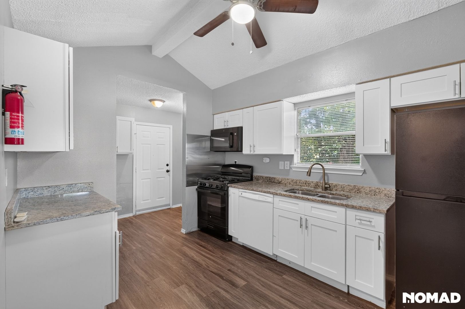 San Antonio House: 2206 Colima St