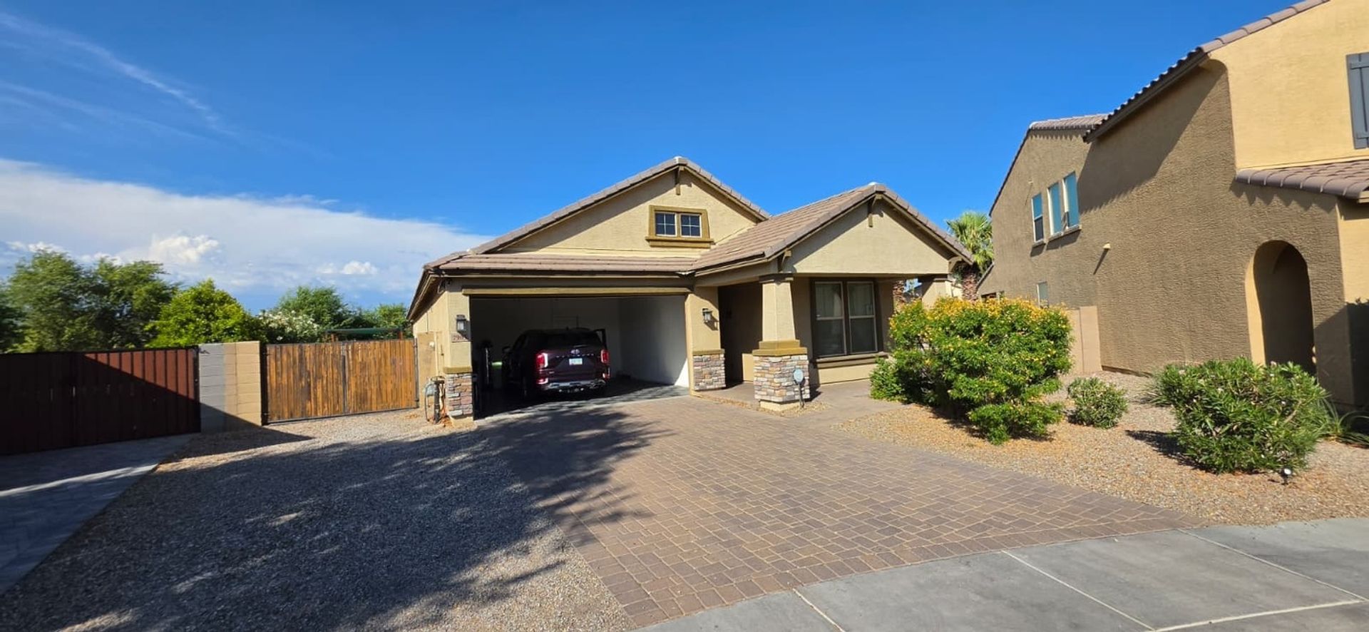 Phoenix House: 7905 S 25th Pl