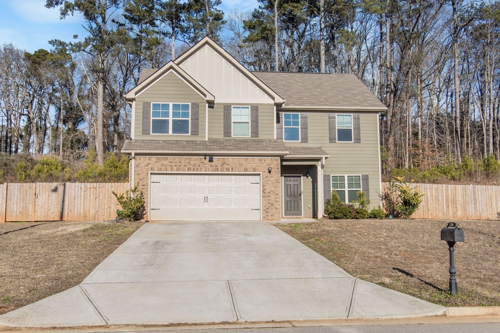 Atlanta House: 130 Enon Mill Ln Sw
