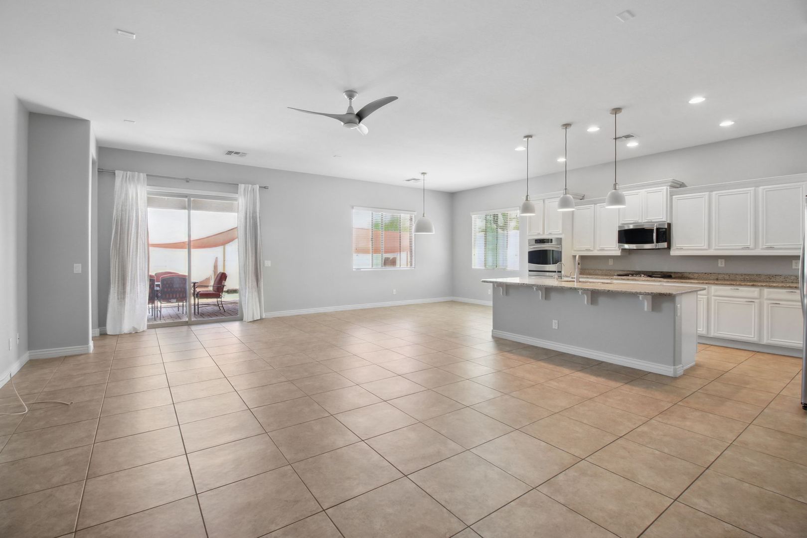 Peoria House: 7410 W Buckskin Trl