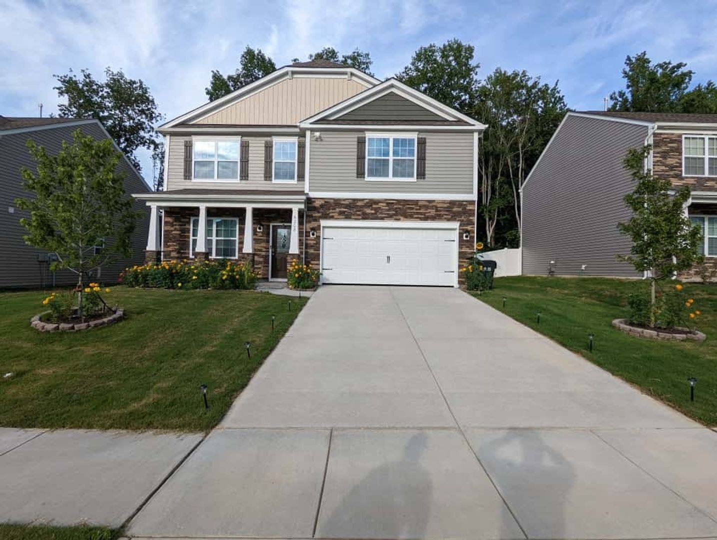 Charlotte House: 6208 Ellimar Field Ln