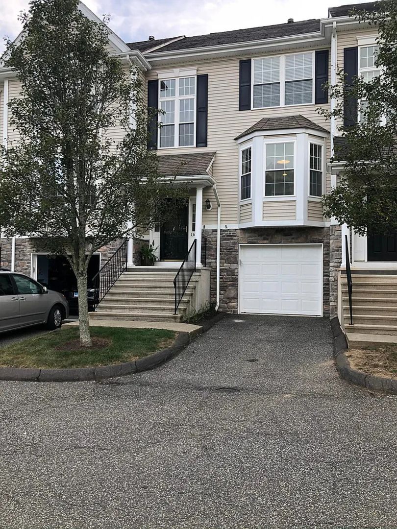 Danbury Condo: 1304 Sienna Dr