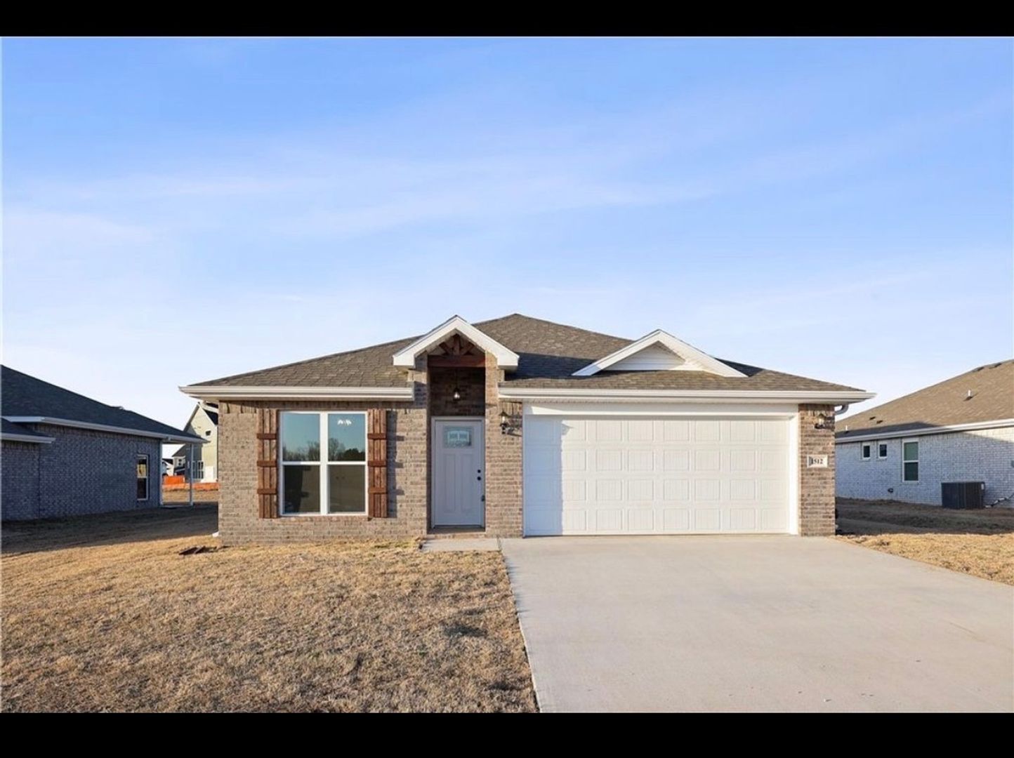 Pea Ridge House: 1512 Lowery St