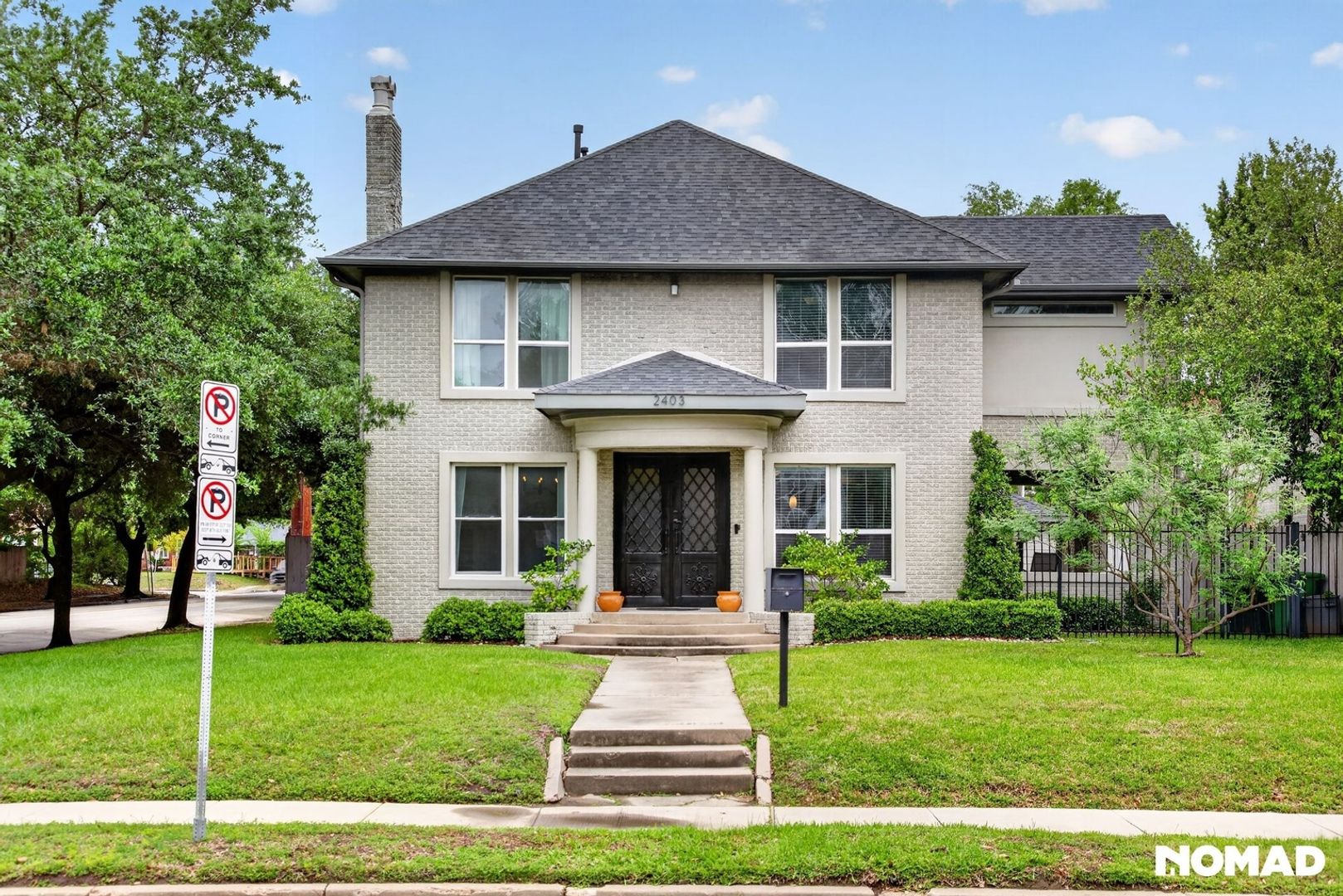 Houston House: 2403 Arbor St