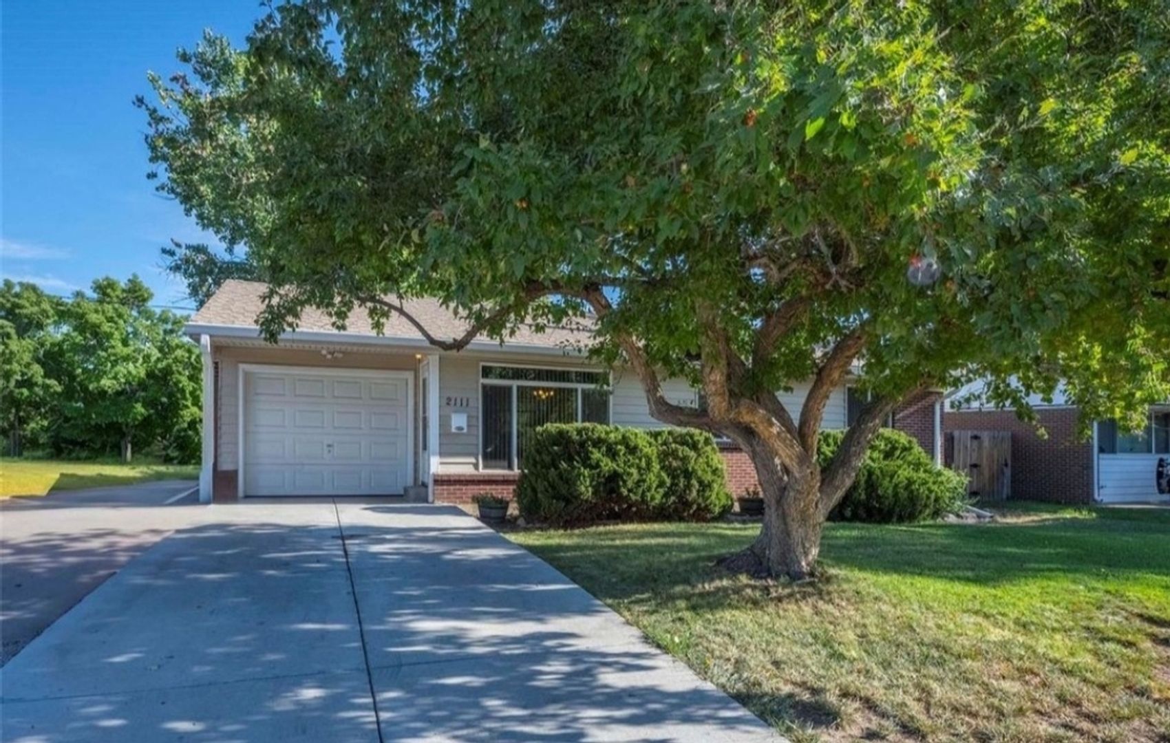 Denver House: 2111 W 80th Ave