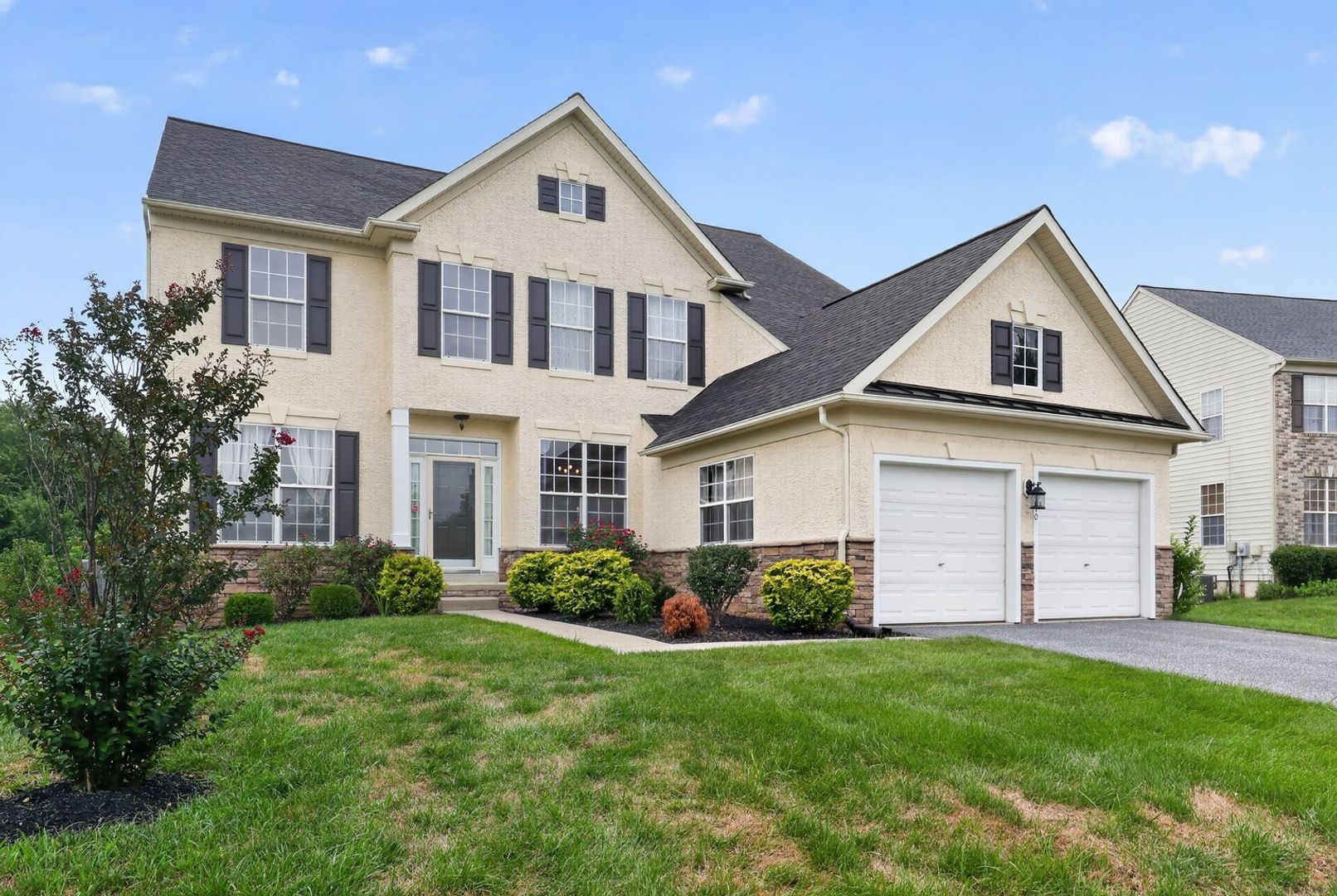 Middletown House: 110 Plymouth Pl
