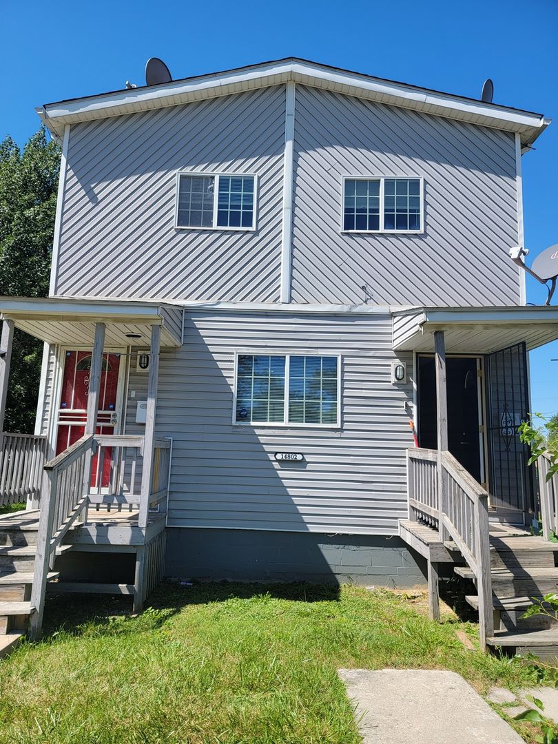 Harvey Townhome: 14802 Cooper Ave