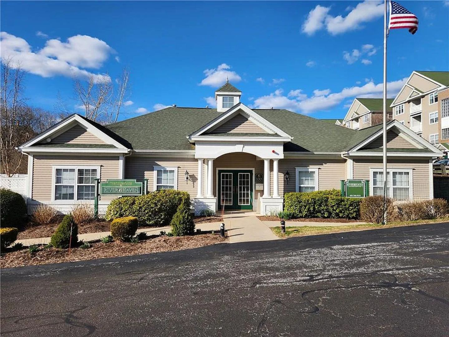 Woonsocket Condo: 98 Mill St