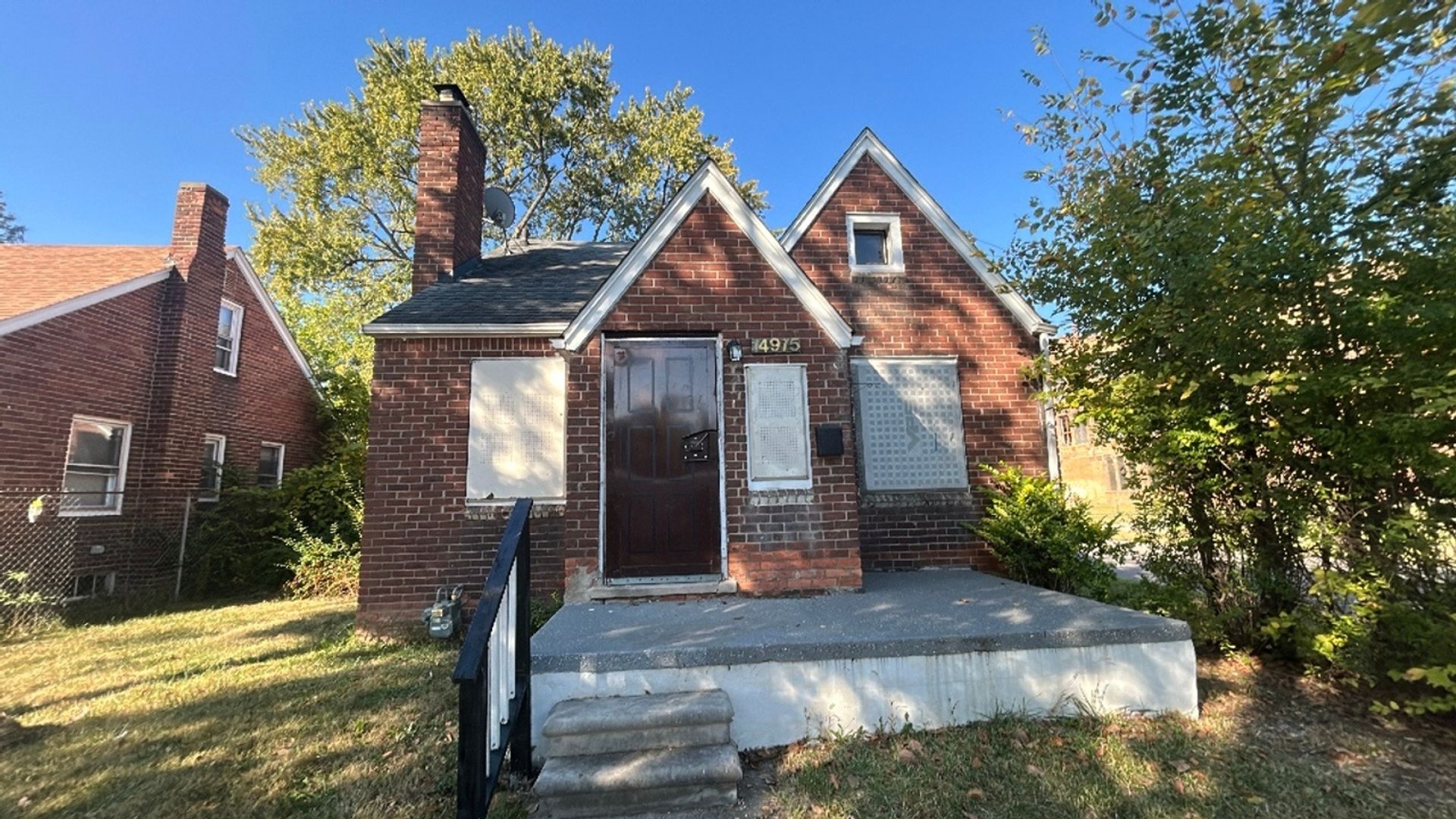 Detroit House: 14975 Hubbell St