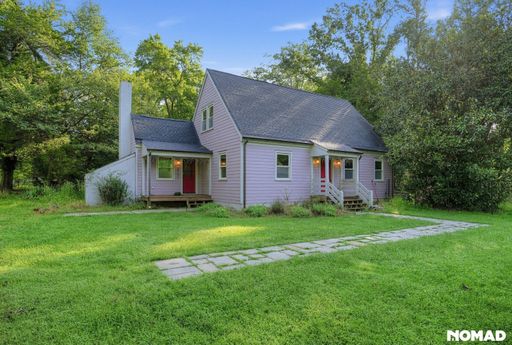 Charming Pet Friendly 3BR House with Pool in Earlysville – photo 1