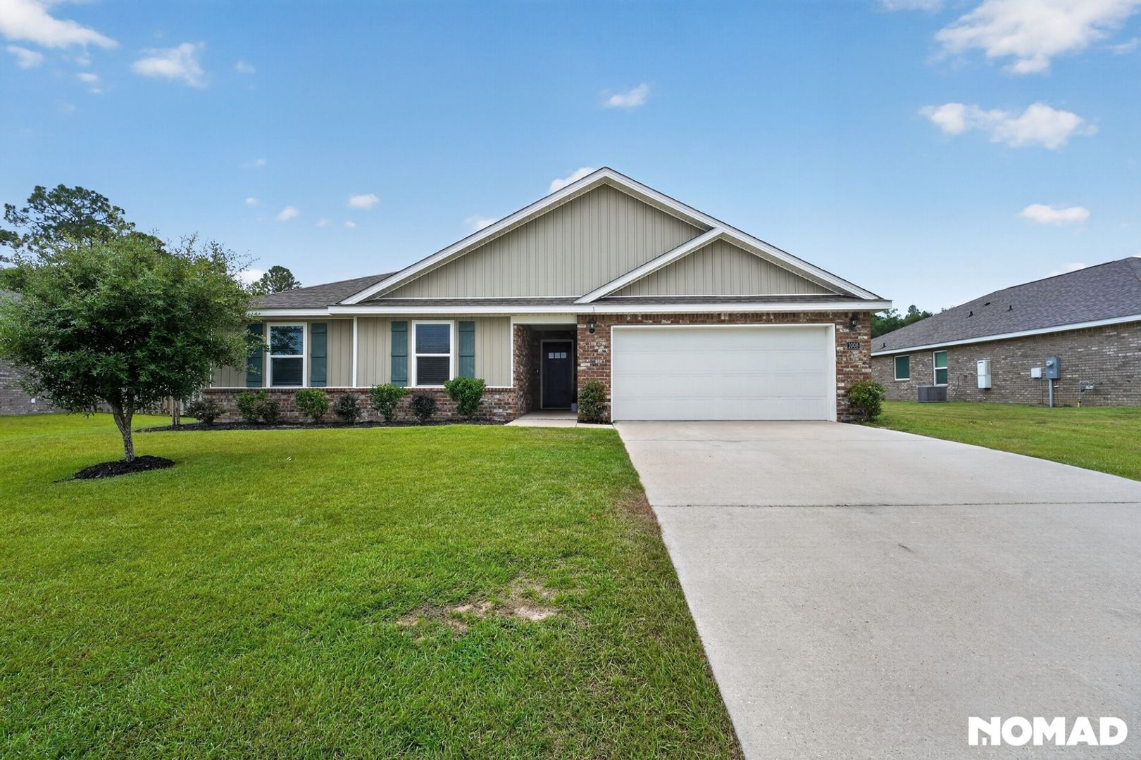 Long Beach House: 1008 Enclave Cir