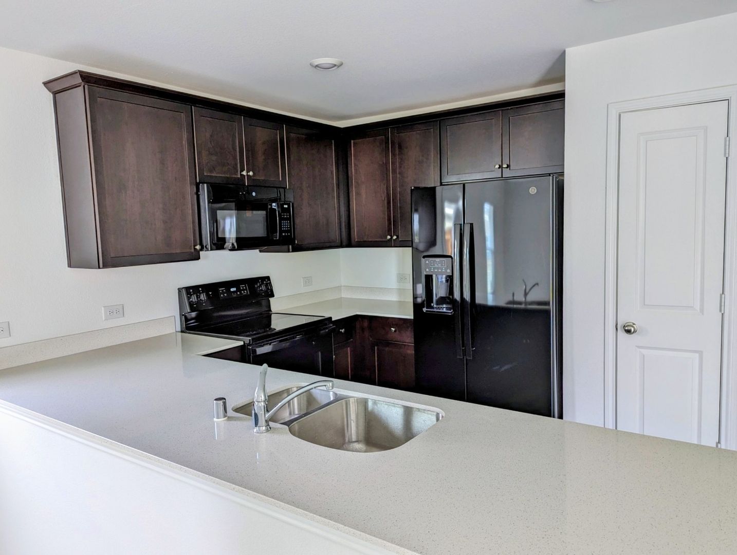 Princeton House: 208 Rubylace Dr