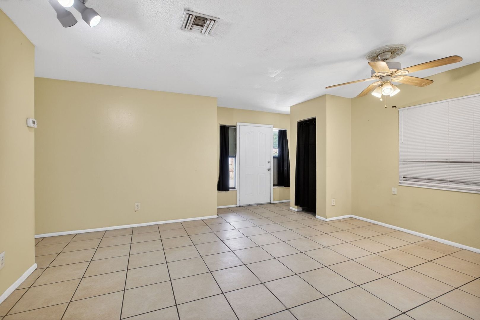 Orlando House: 4487 Wheatley St
