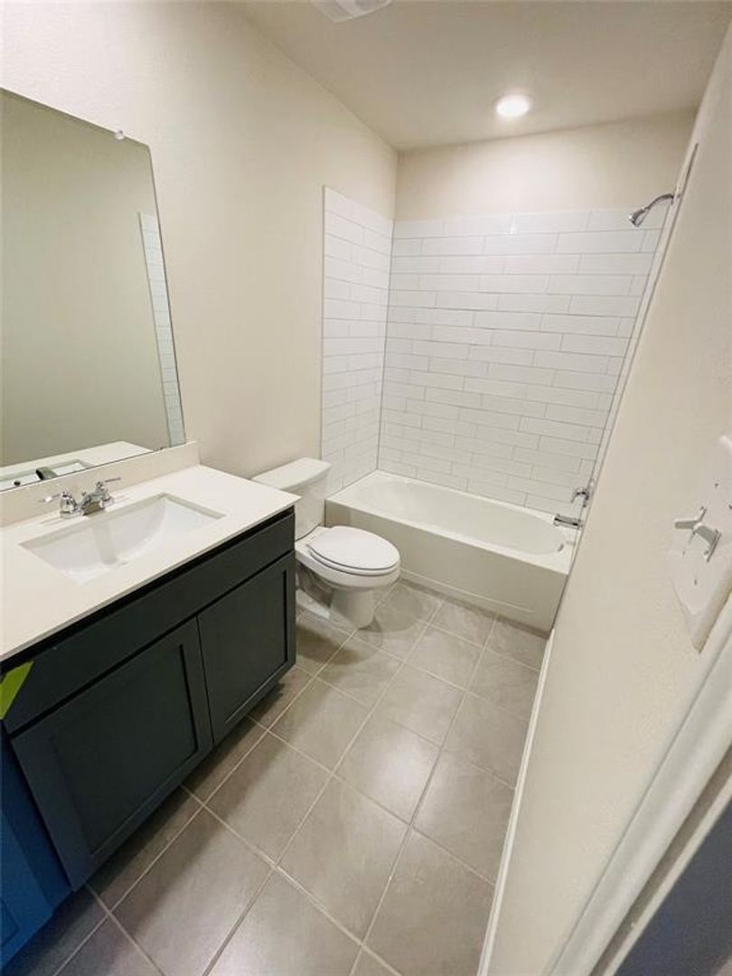 Aubrey House: 6334 Yorkdale St