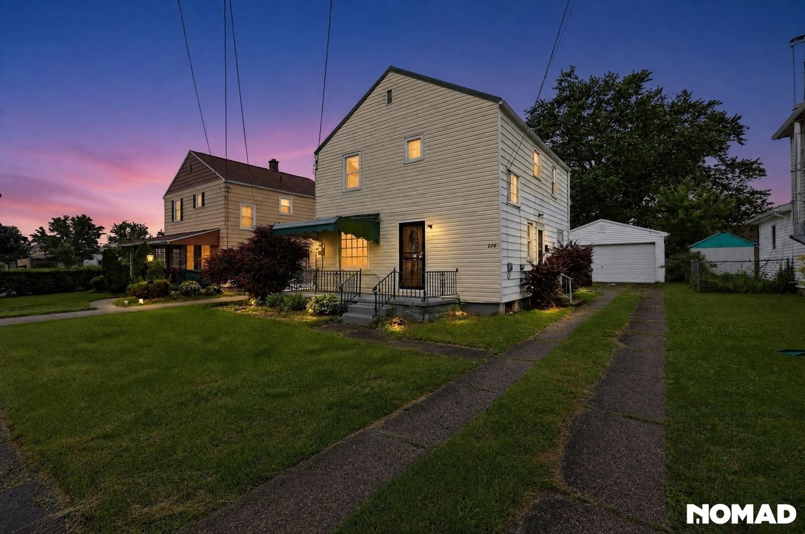 Buffalo House: 220 Michael Ave