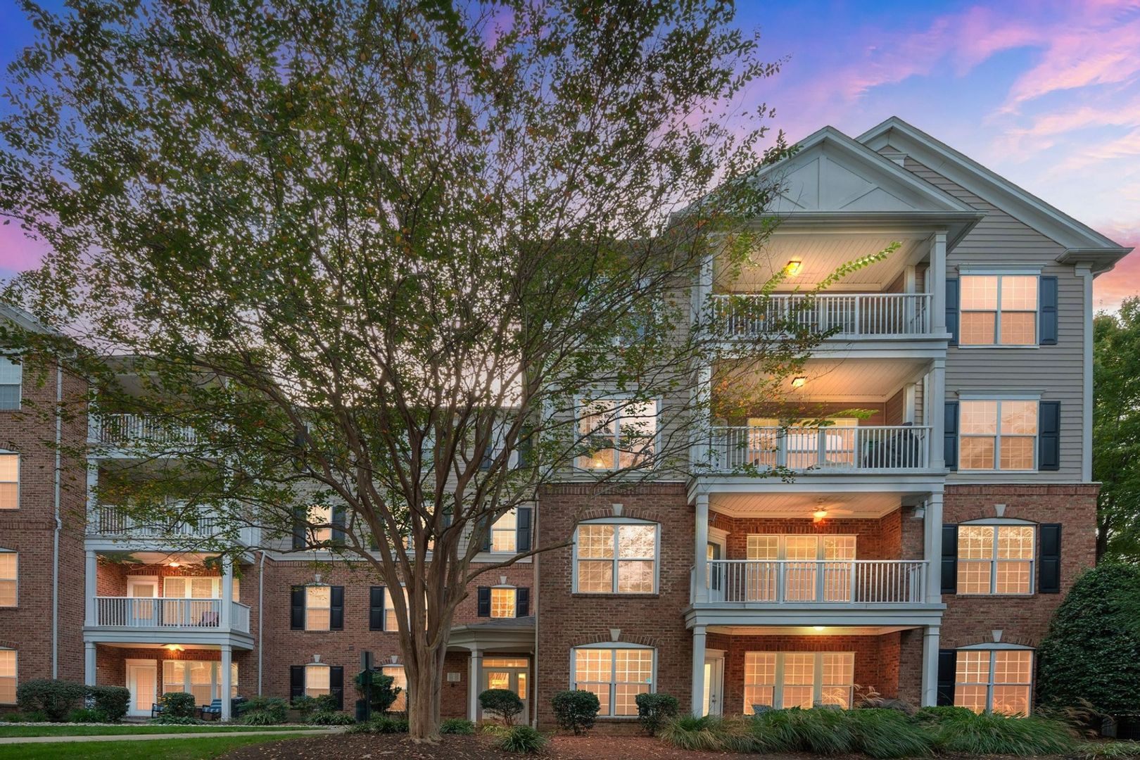 Charlotte Condo: 3208 Margellina Dr