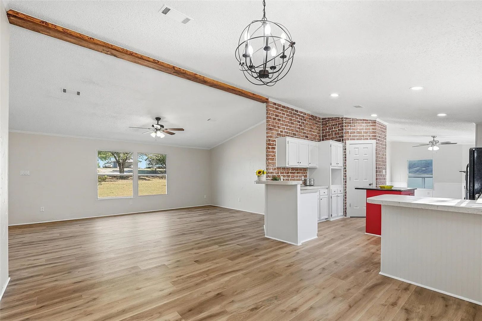 Melissa House: 2645 Bryant St