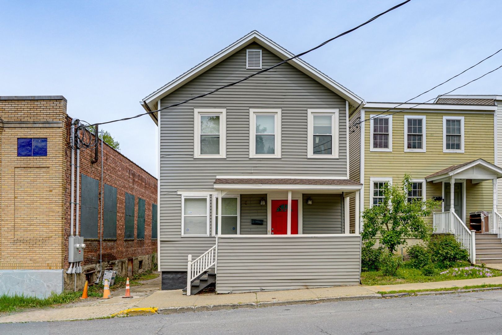 Hudson Townhome: 442 Columbia St