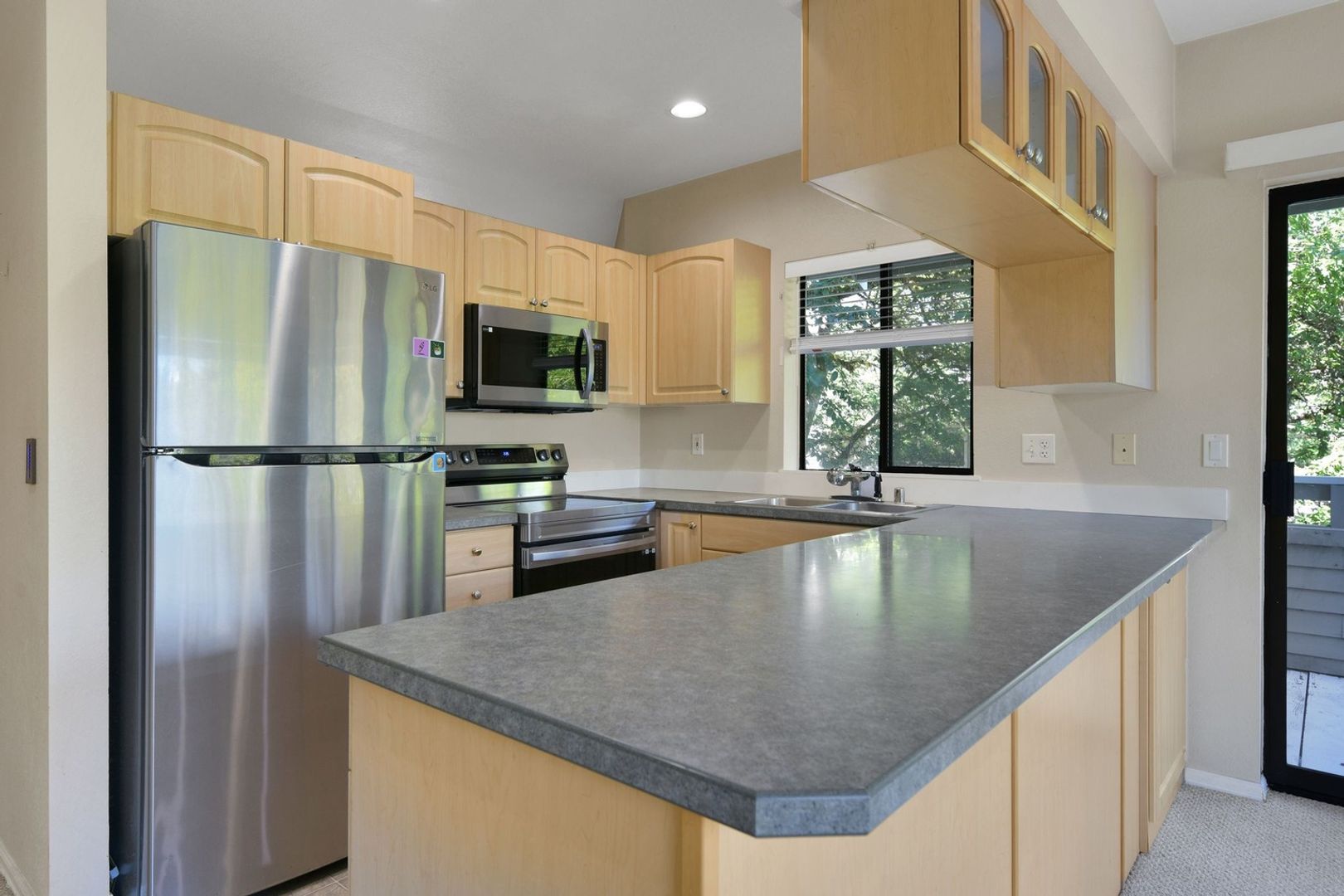 Redmond Condo: 9009 Avondale Rd Ne