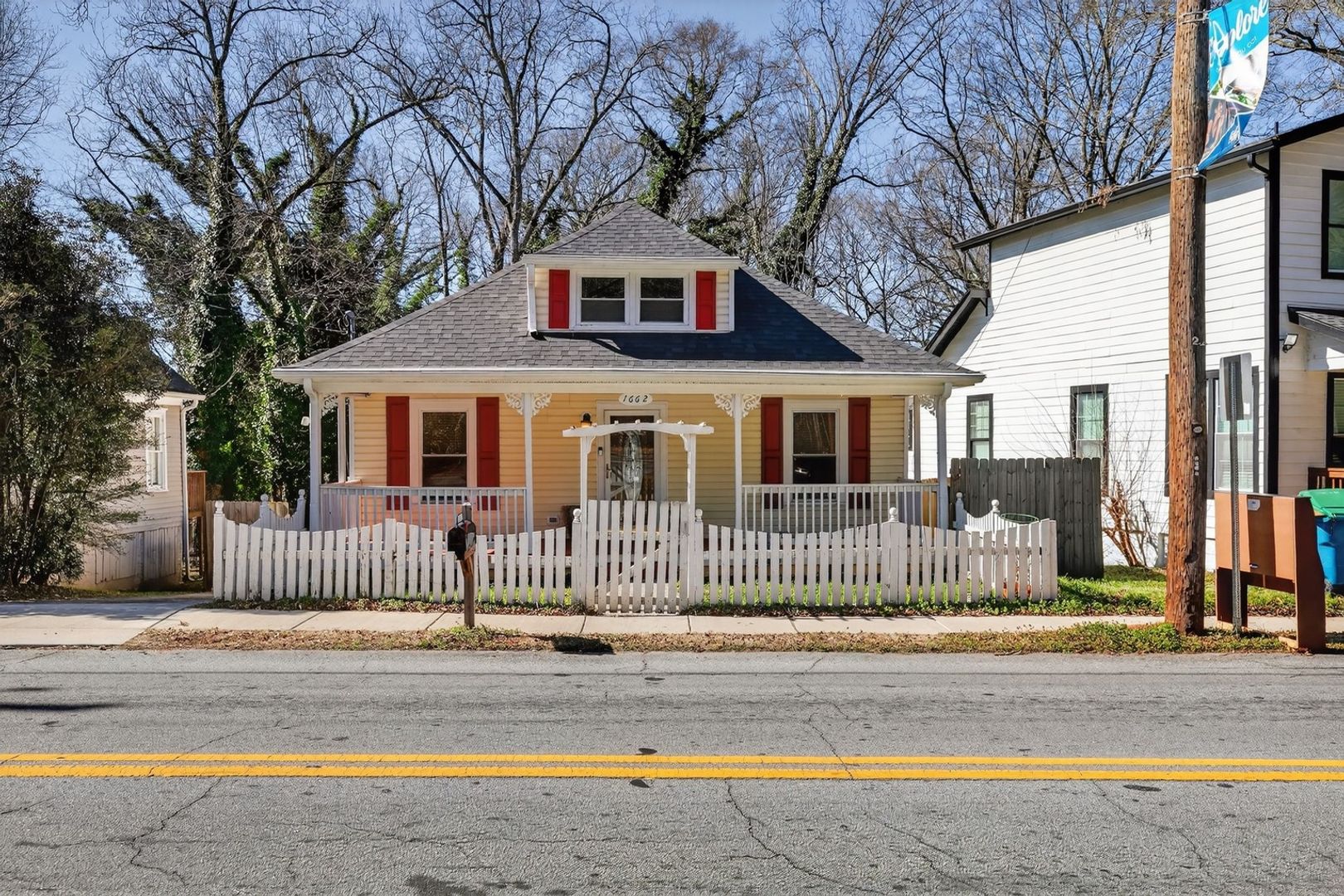 Atlanta House: 1662 Connally Dr