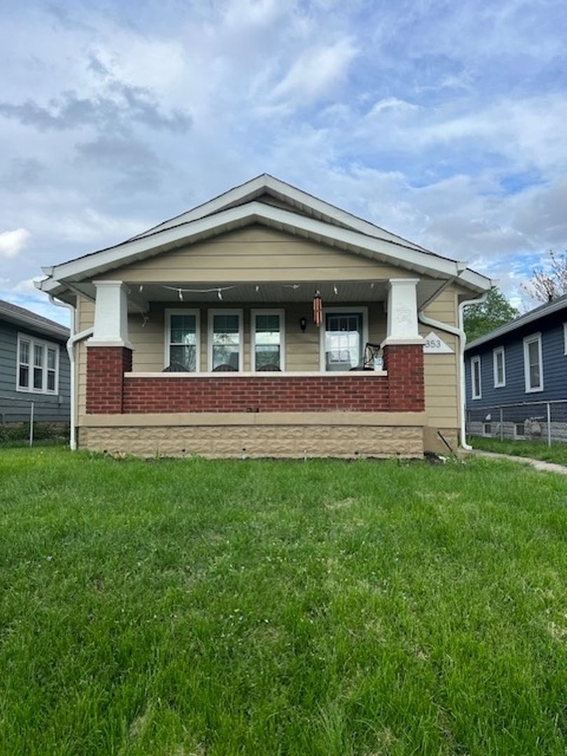 Indianapolis House: 853 N Drexel Ave
