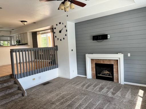 Spacious 2BR Townhome in Denver – photo 1