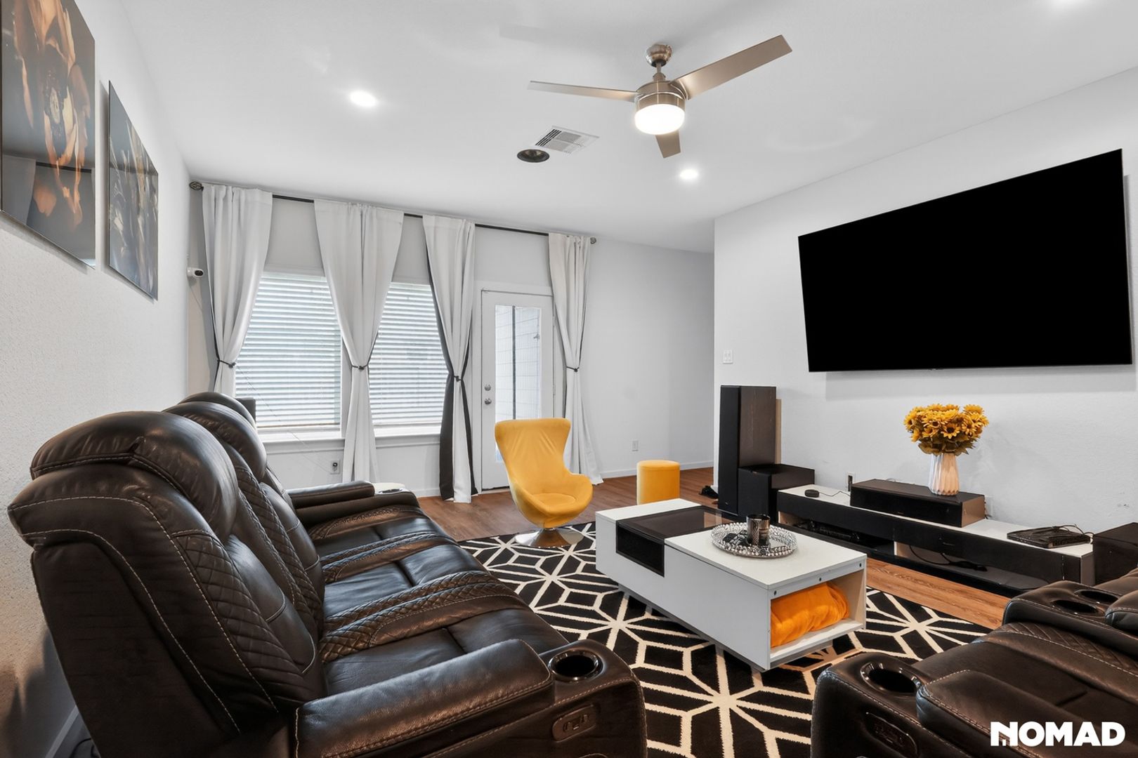 Houston House: 3013 Maughan Heights Trl