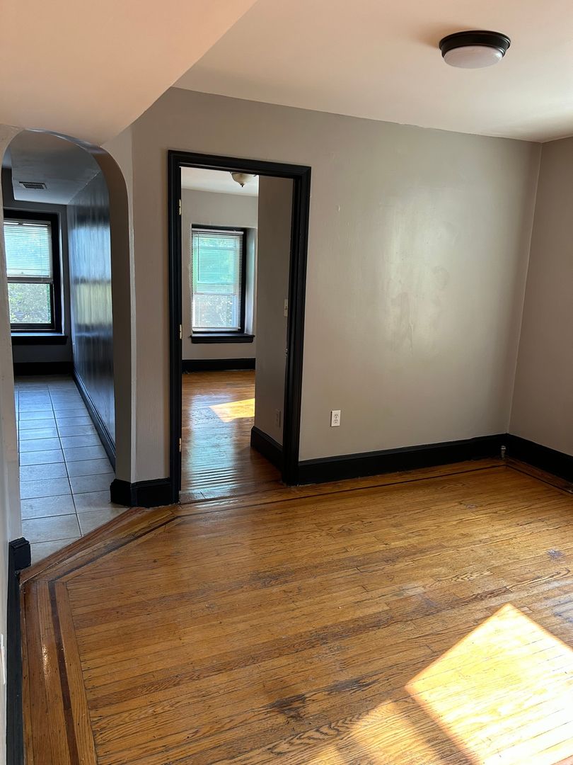 Philadelphia Townhome: 248 W Olney Ave