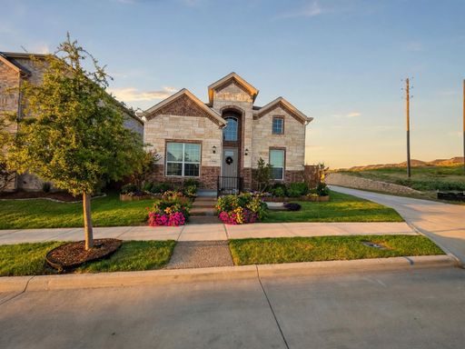 Beautiful 4-Bedroom Home for Lease in Solterra, Mesquite, TX – photo 1
