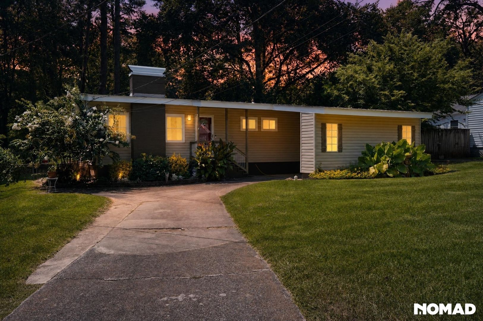 Birmingham House: 212 Stacy St